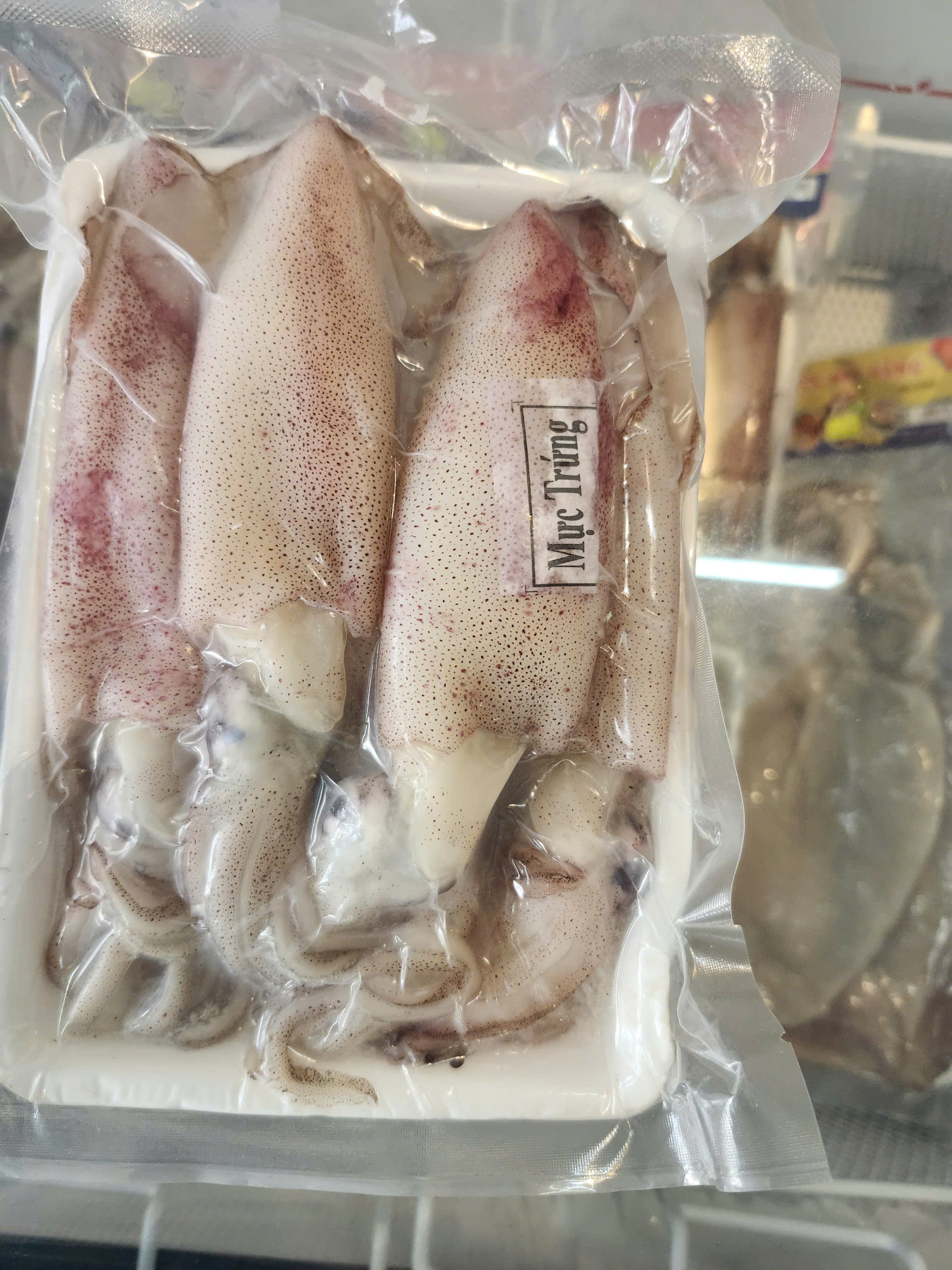 Mực Trứng Chã – Khay 500gr